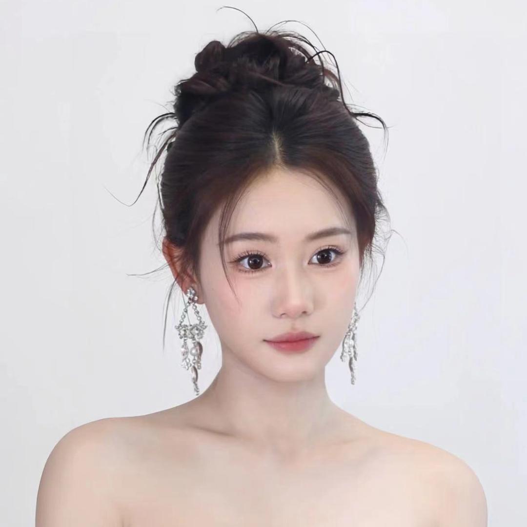 白水县|洛恩婚纱小如