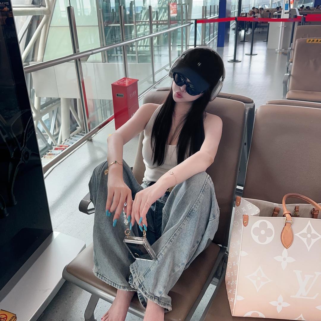 美07