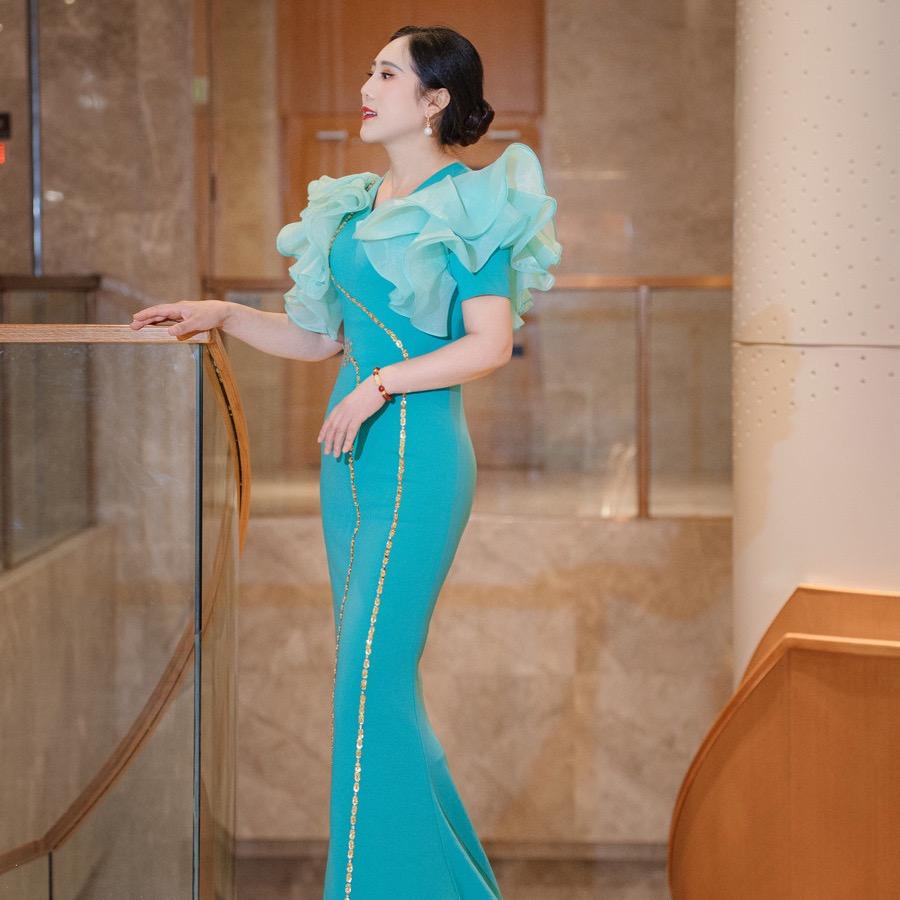 胭脂雨胡红