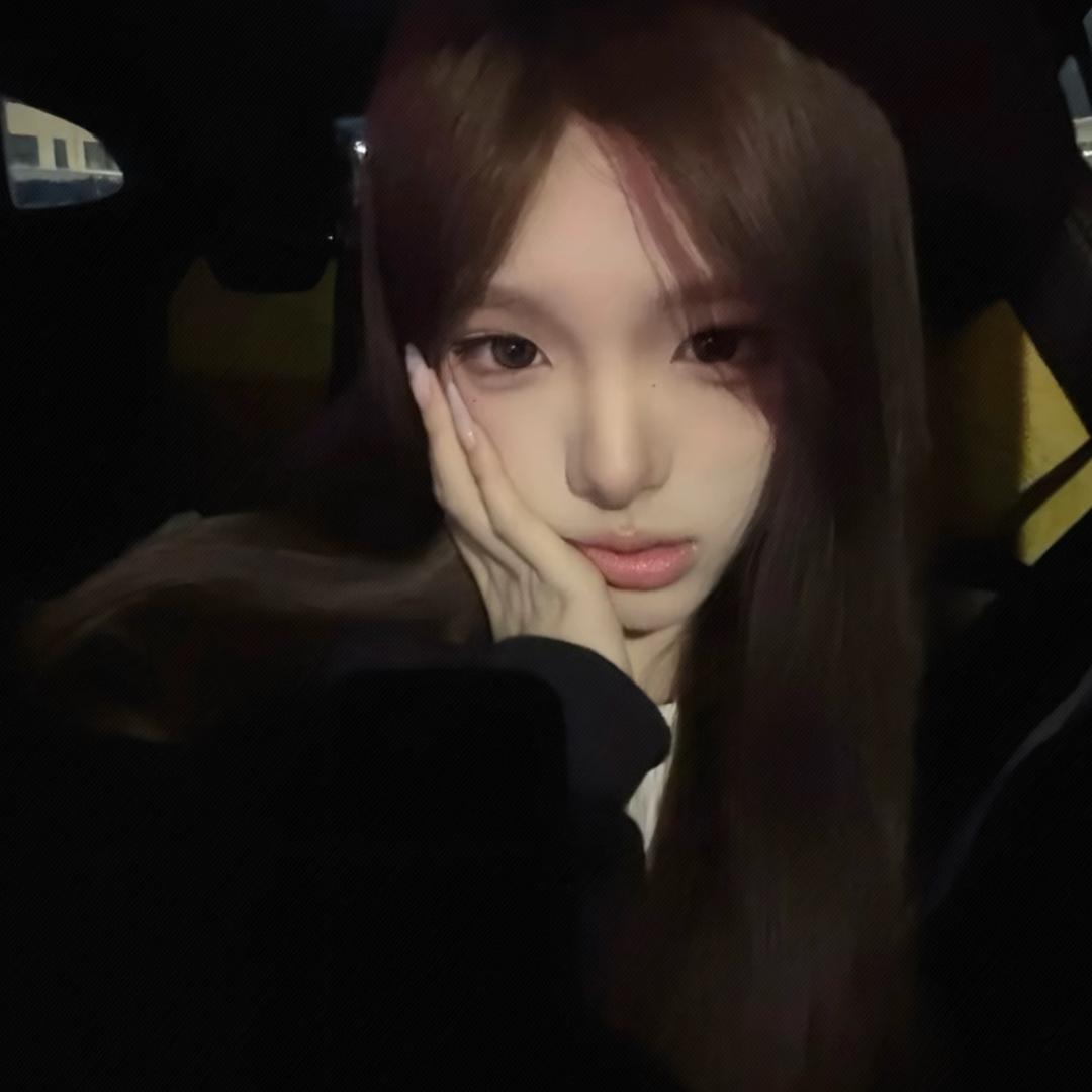 艳·