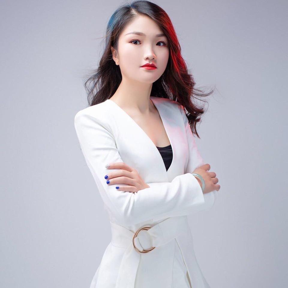 子木 小助理