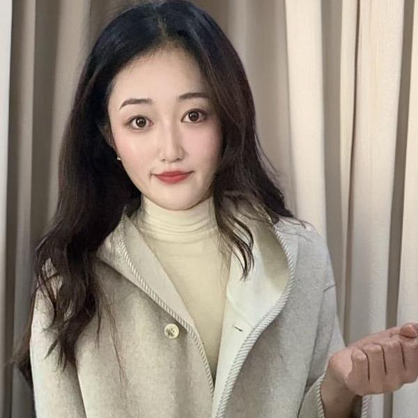 伊伊轻奢女装定制