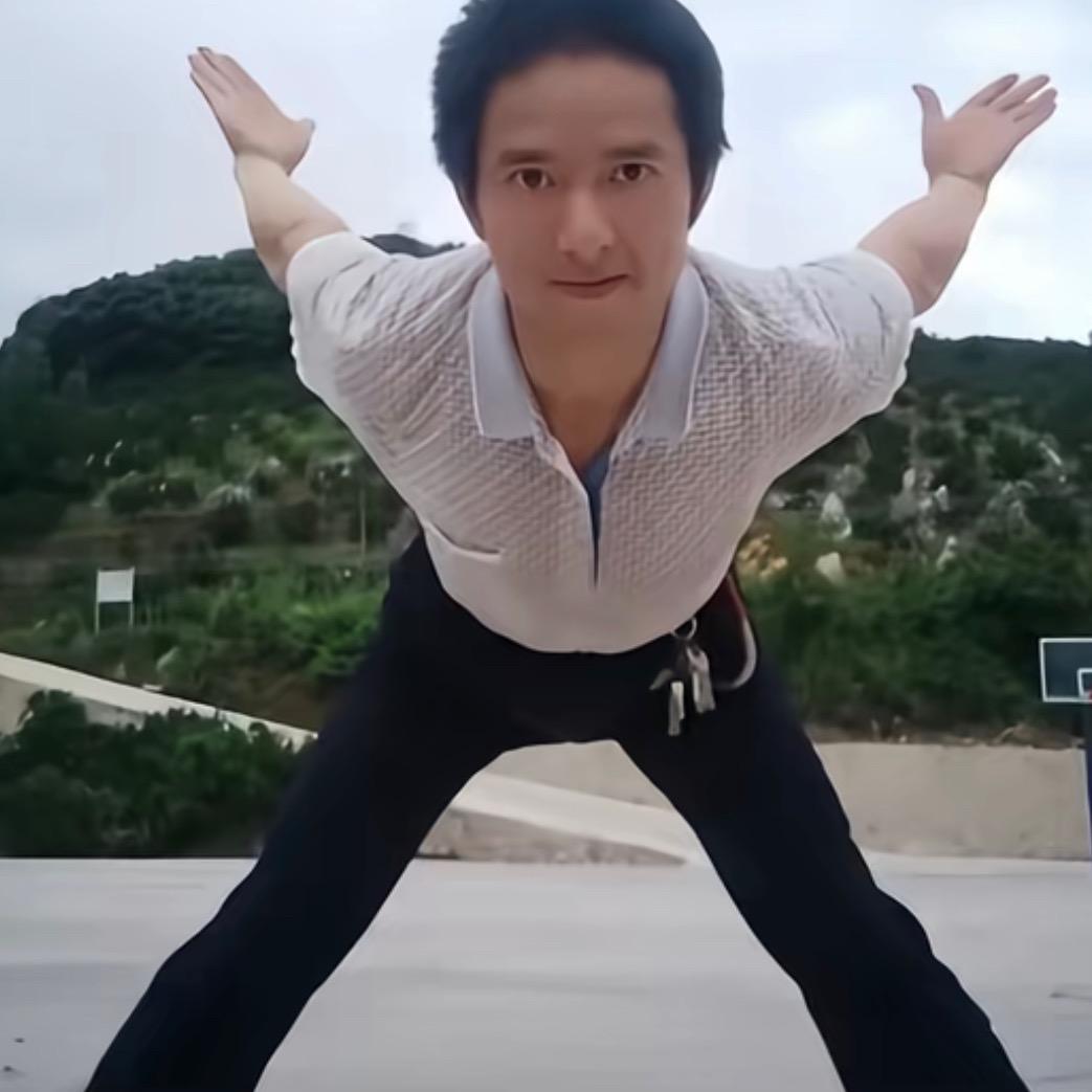 不要拿鼻孔看我