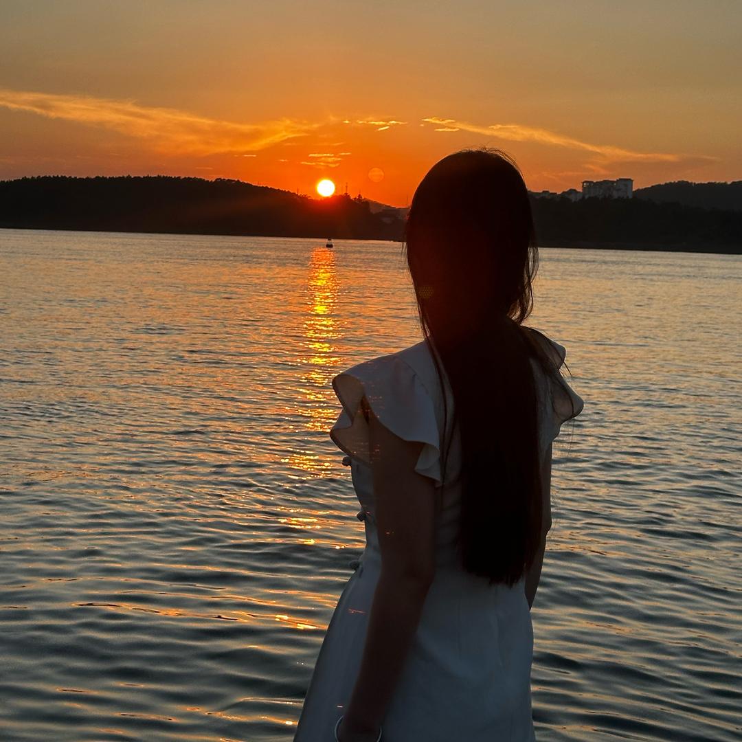 T.小姐