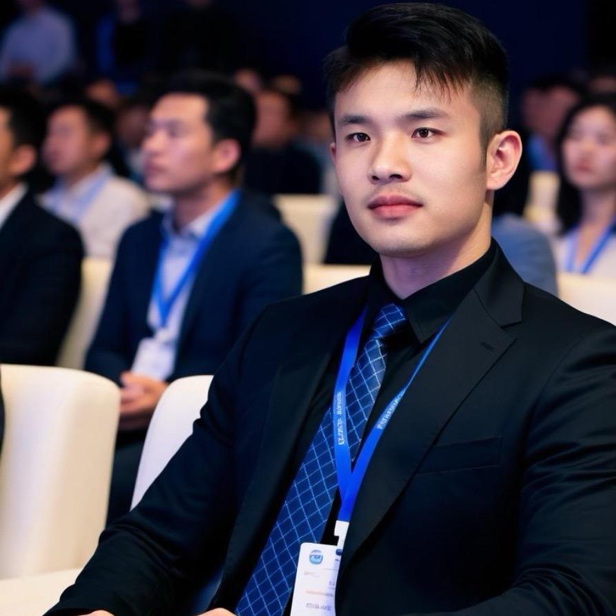 英泰二手车【陈俊福】