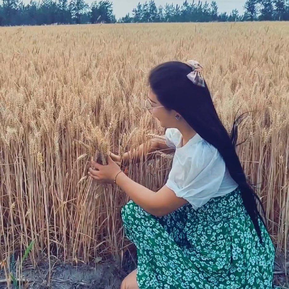 教书喝酒吃辣椒！