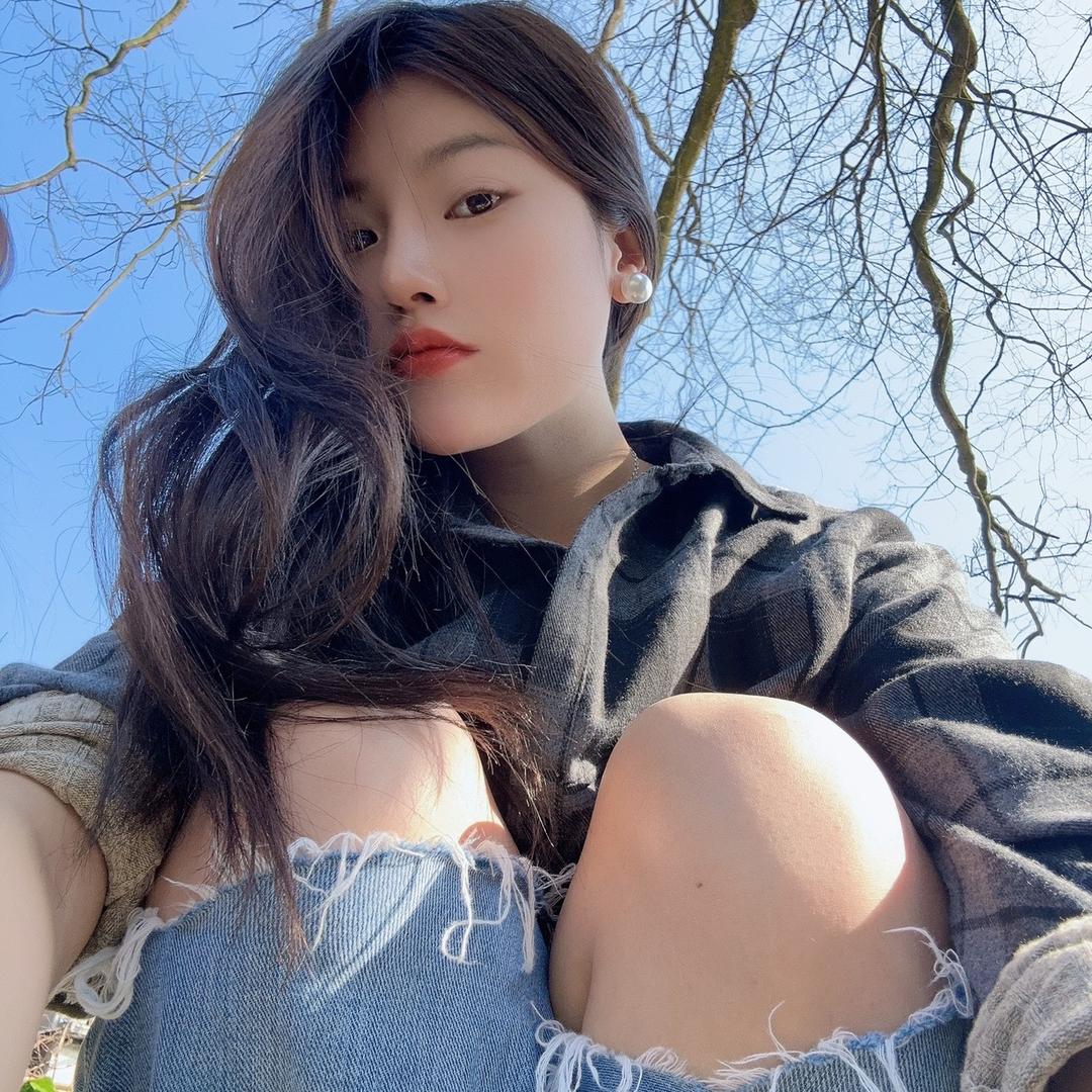 美女不⁷饭