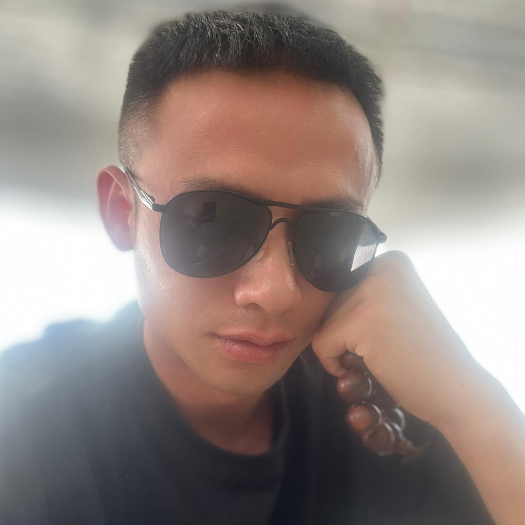 二手车小伟哥（贵阳强盛)