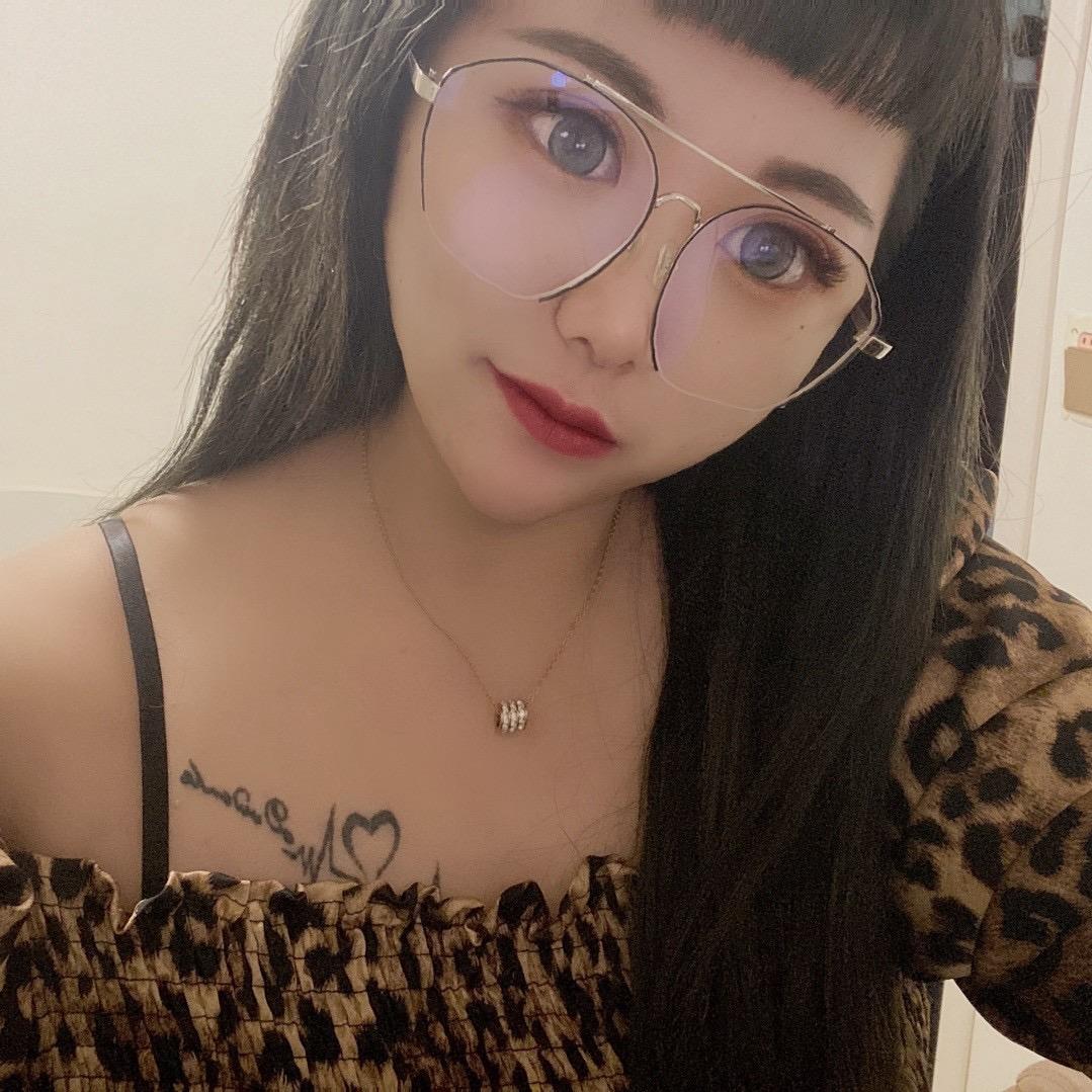A. 大美吖🖤