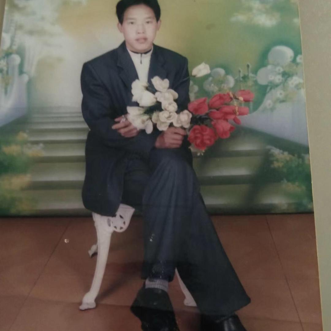 王世发