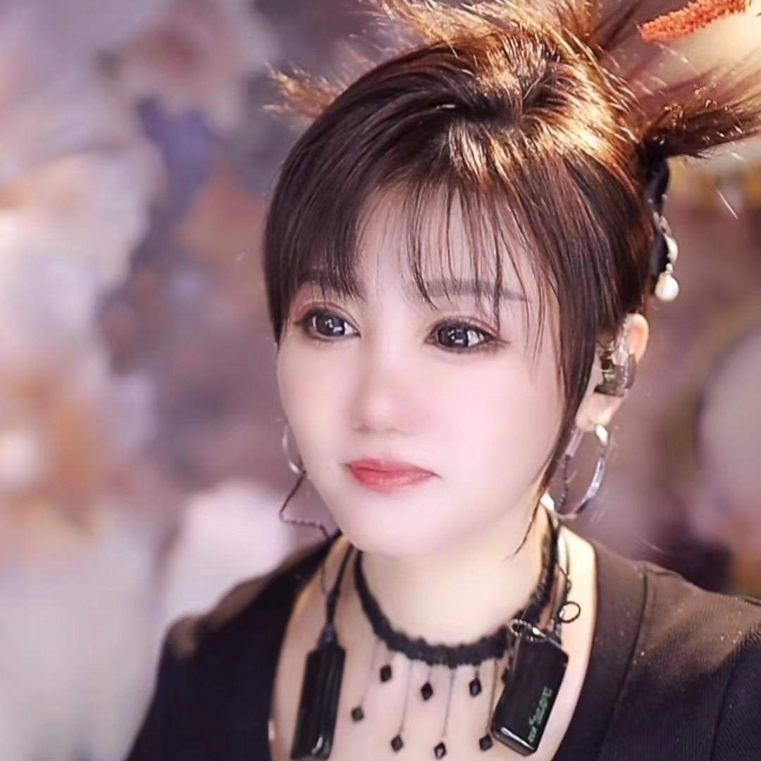 歆娜🎤早5点