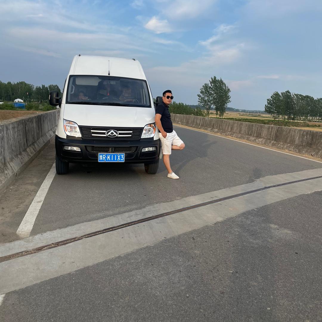 邓州孙亮--【瓷砖家具批发仓库】