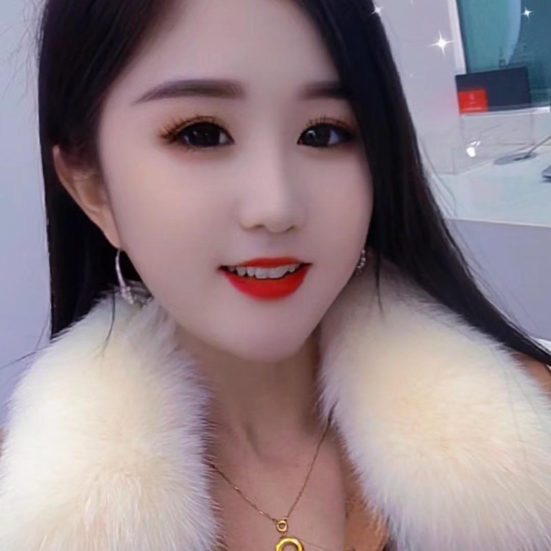 莉莉.