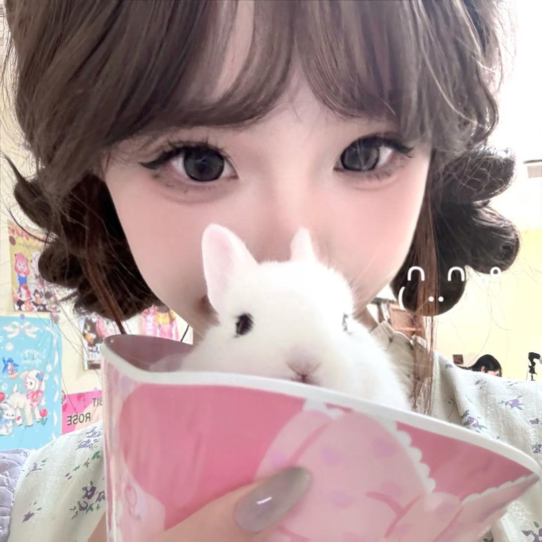 ⪩u郁小兔🐰⪨