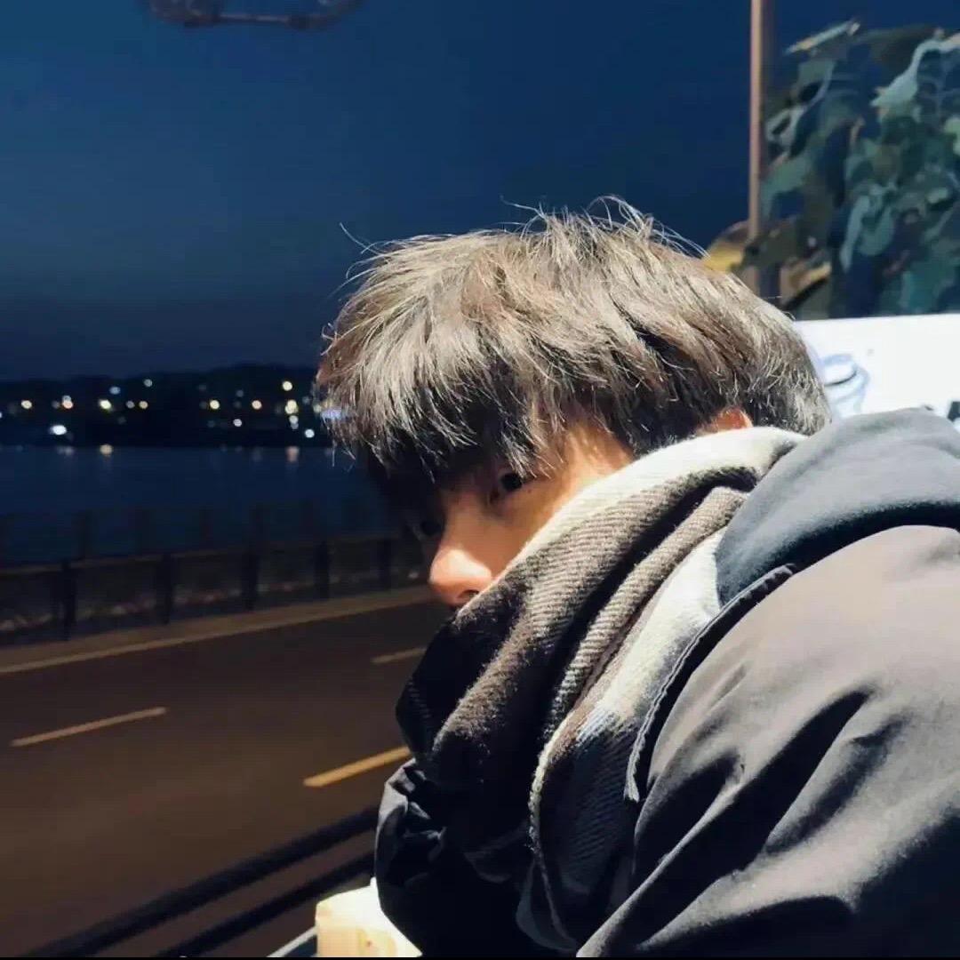 涼拌鼻屎