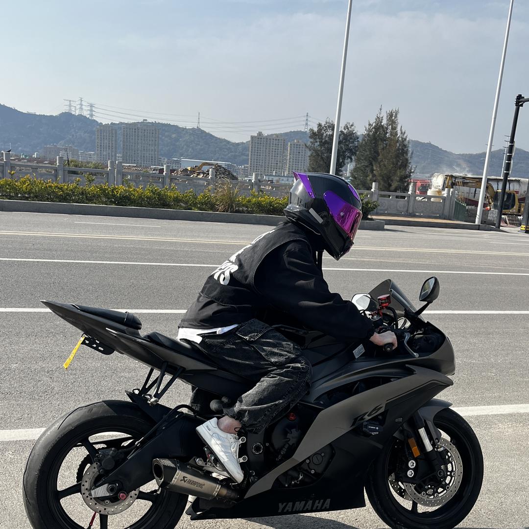 摩旺装备店