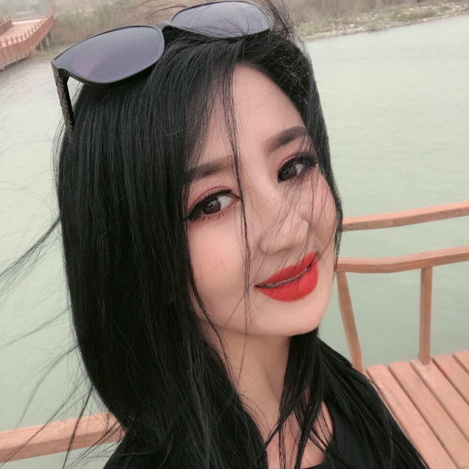 娜依
