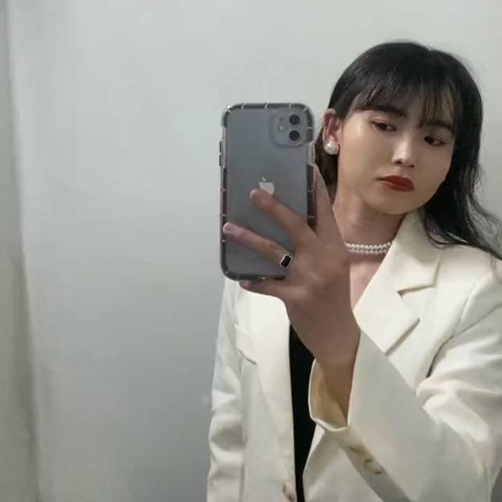 凯丽比努尔店铺