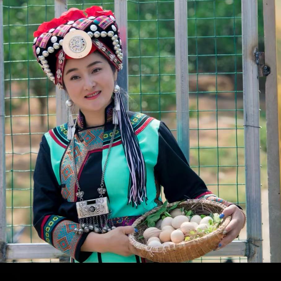 开心姐姐养鸡人