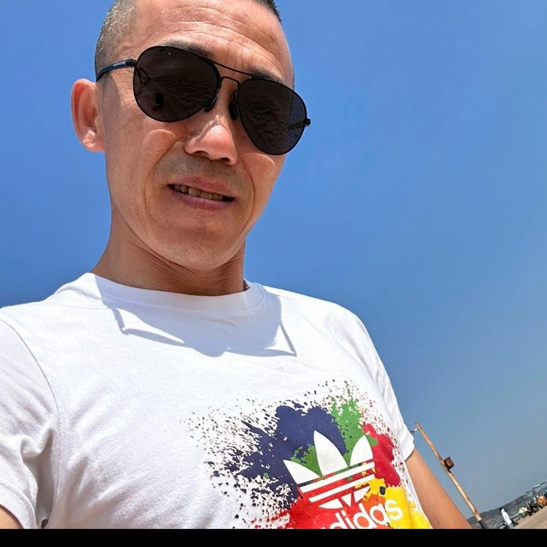 英军潮流潮玩铺