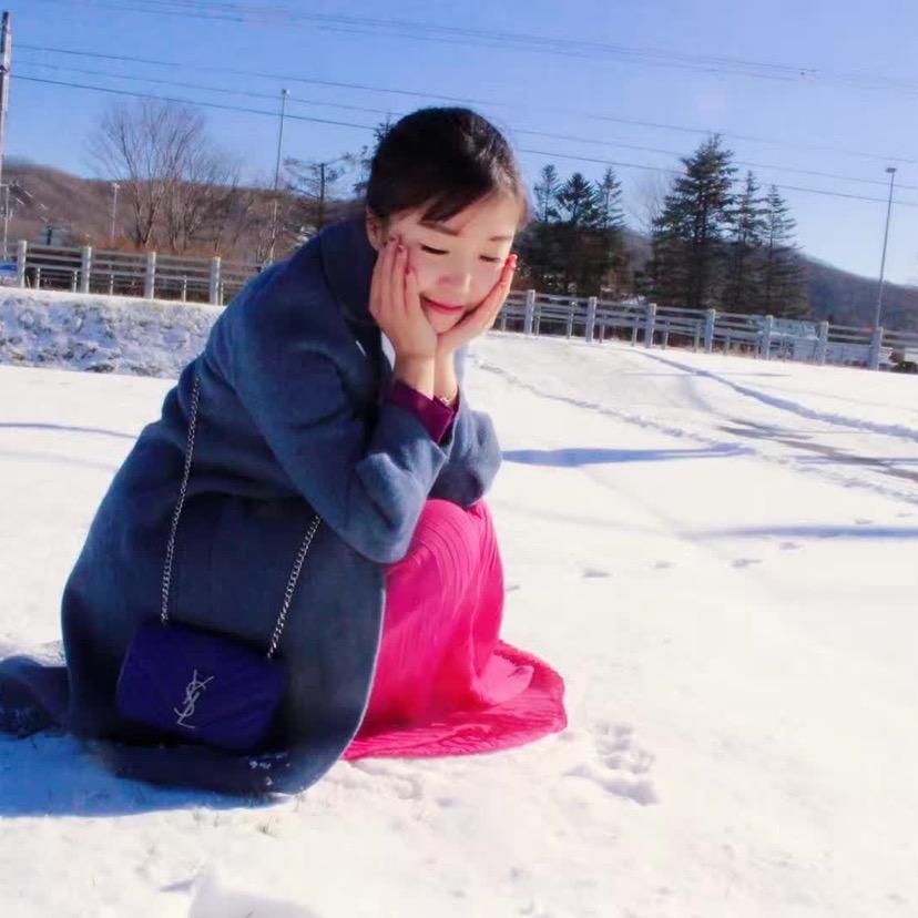 小雪人超甜💗