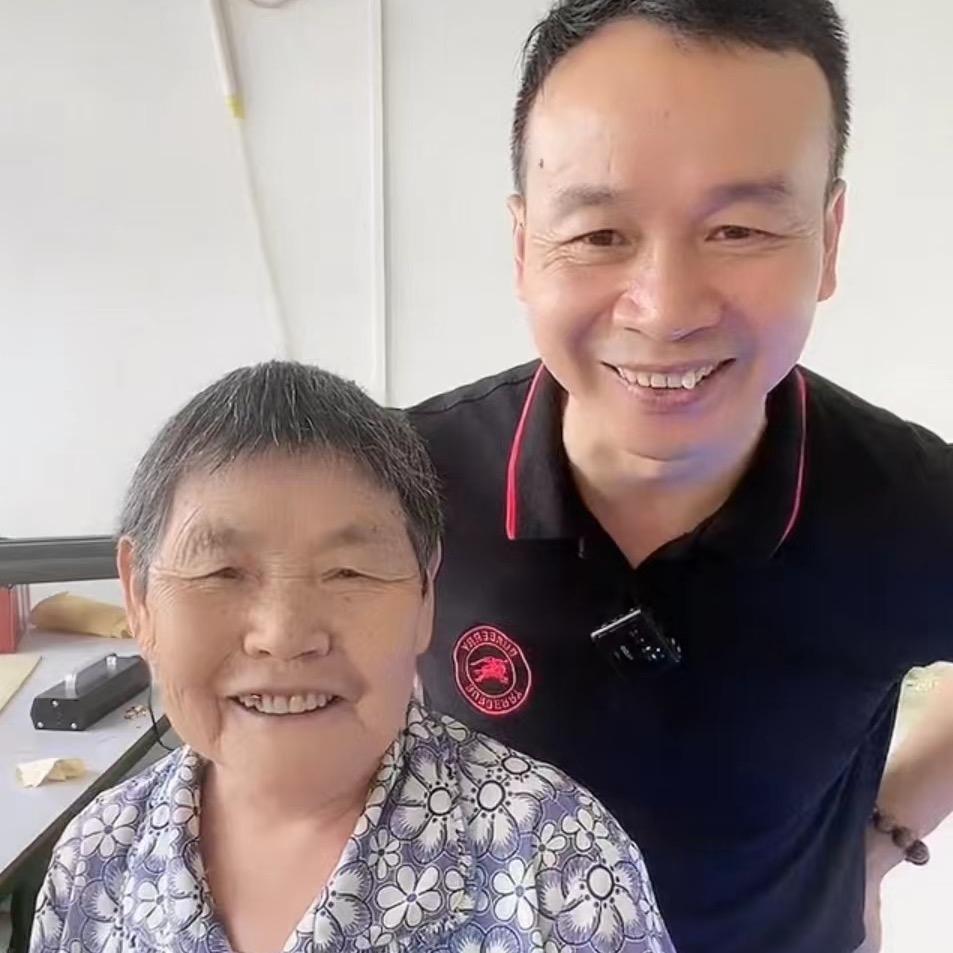 妈妈和儿子