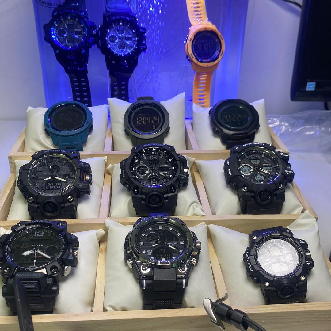 吾潮阁潮流手表