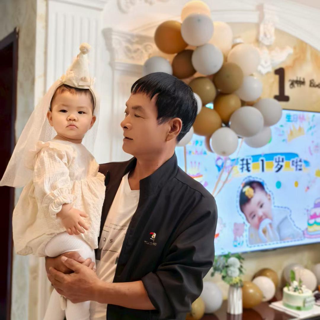 🐟蓝色的鱼🐟