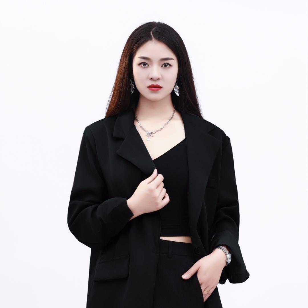 陈子欣 陈大小姐维萨莱迪西服定制