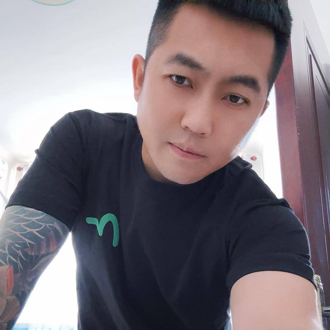 再见只是陌生人