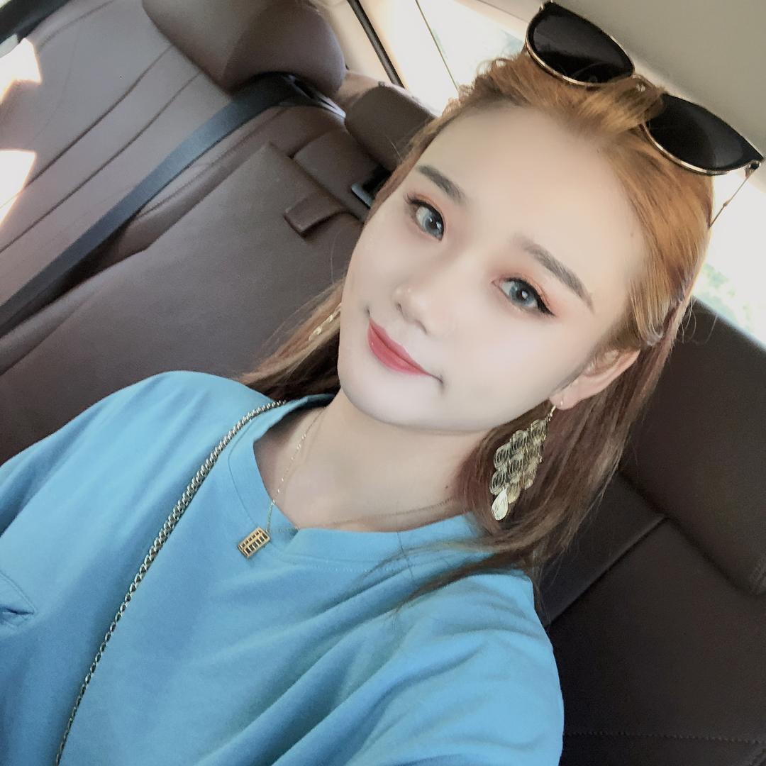 孟云