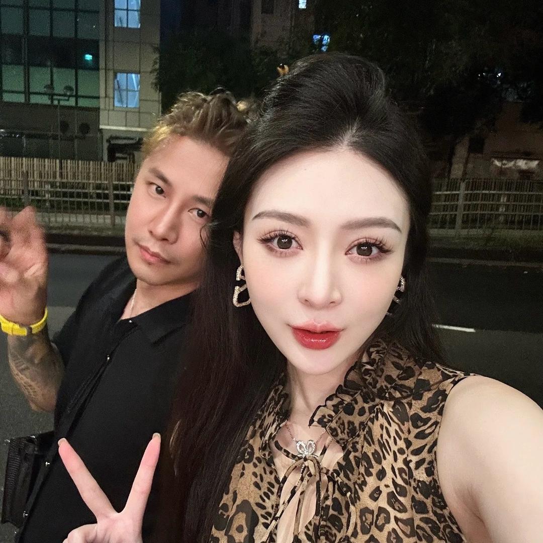 李老板的三宝贝(现货福利)