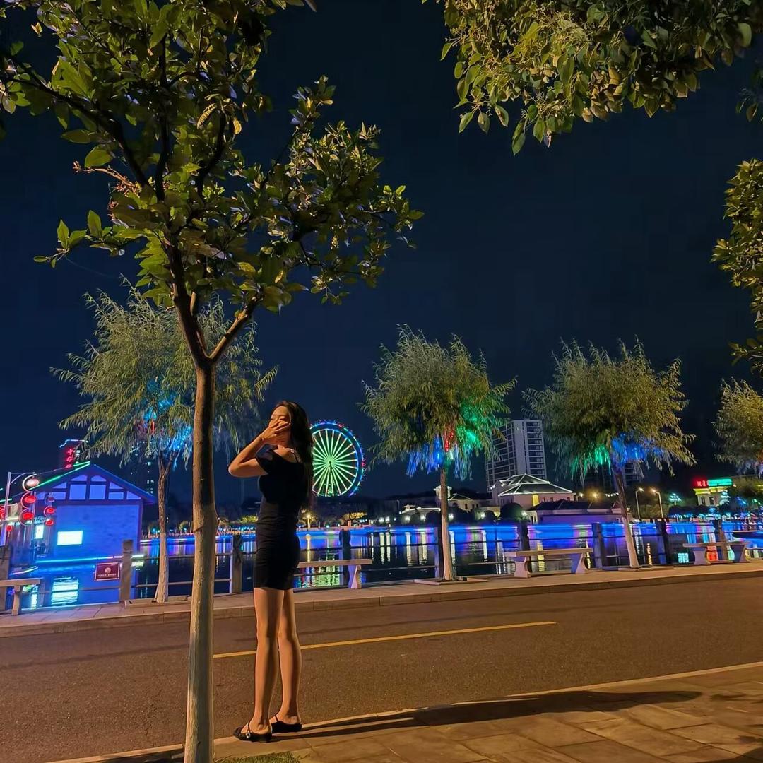 小文情绪多变🥰