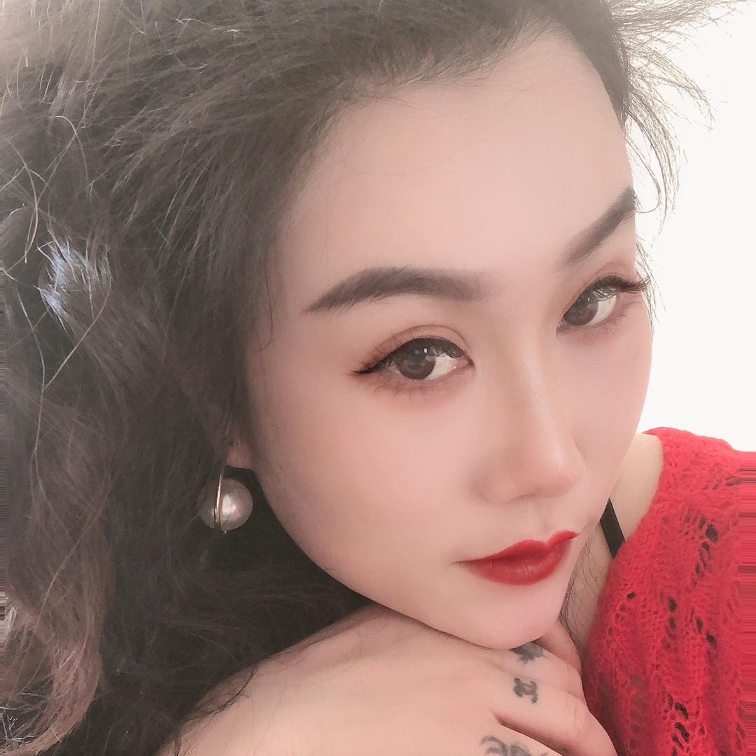 ℒᎭℯ⃝傻💞丫头࿐