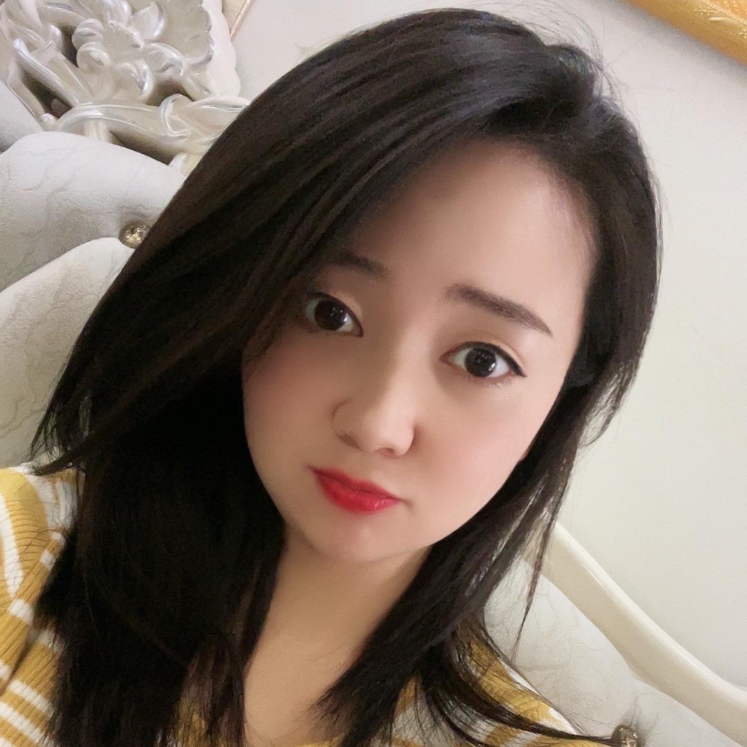妍希希。