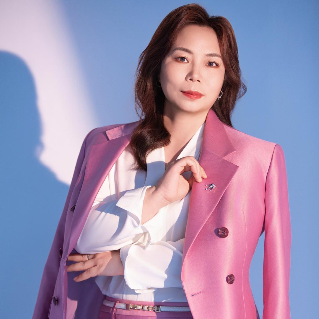 唯安（玲姐）西装工作服团队服装定制