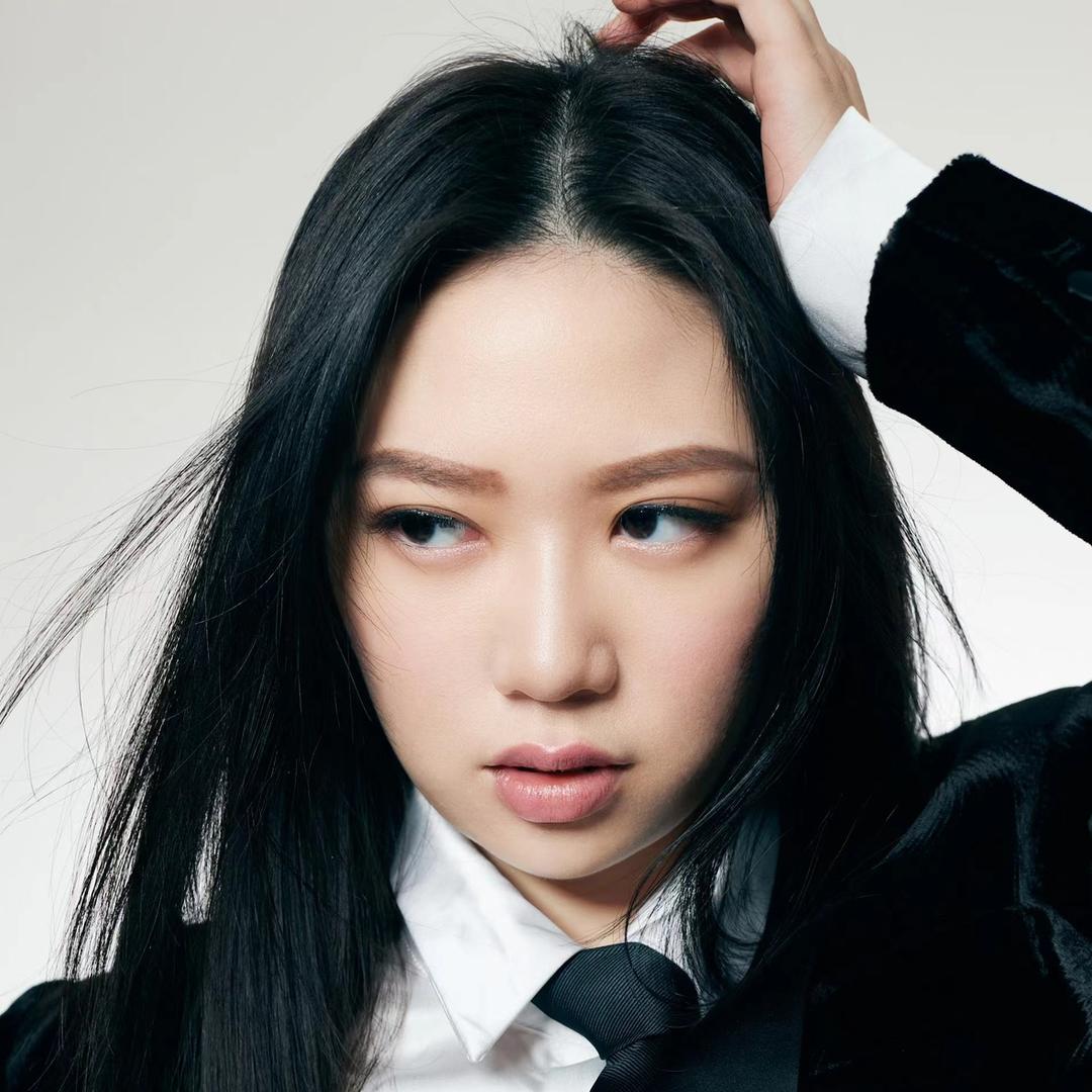 Jasmine甄济如