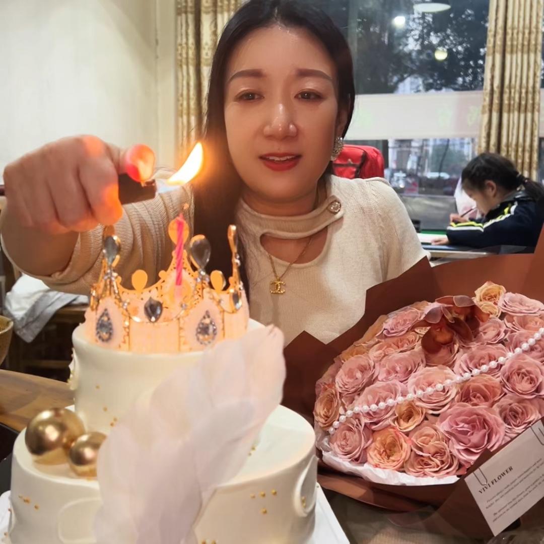 冷琼