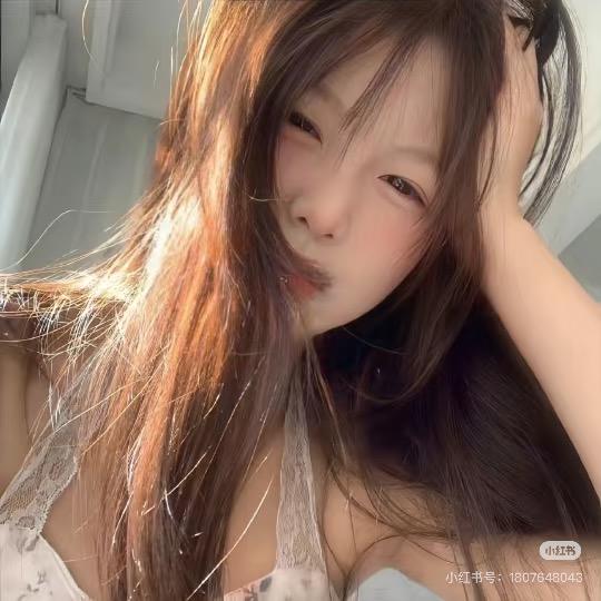 黑不溜秋