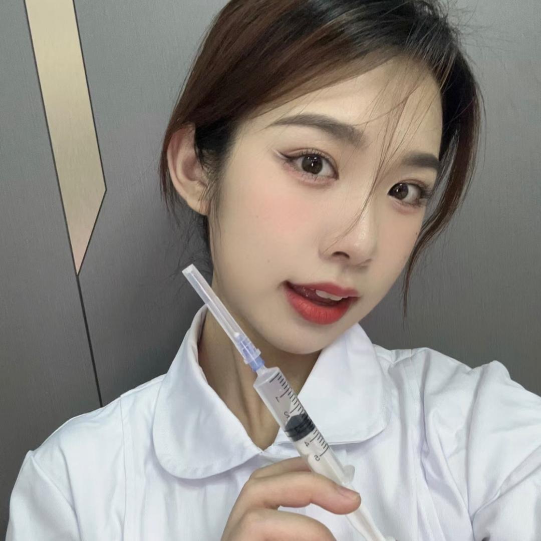 金牌小柒柒