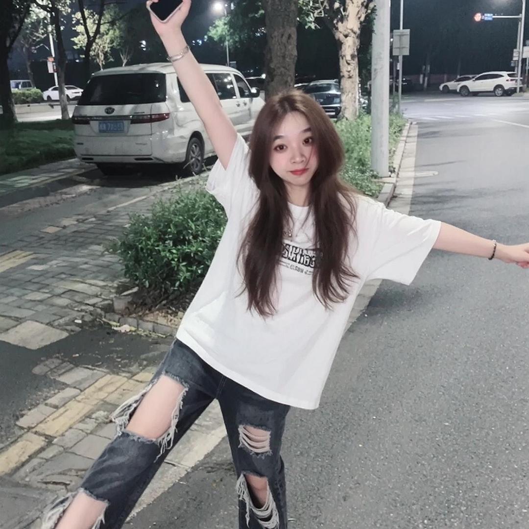 不吃披萨的猴子🐒