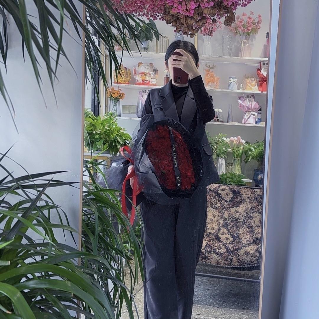 明芬芬（招美容师、学徒）