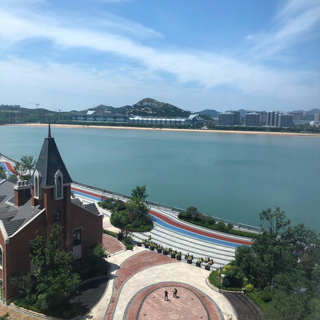 霓他洛小梦