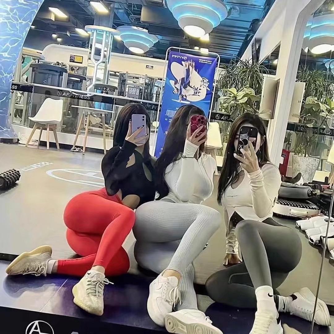 ✨杨小莫