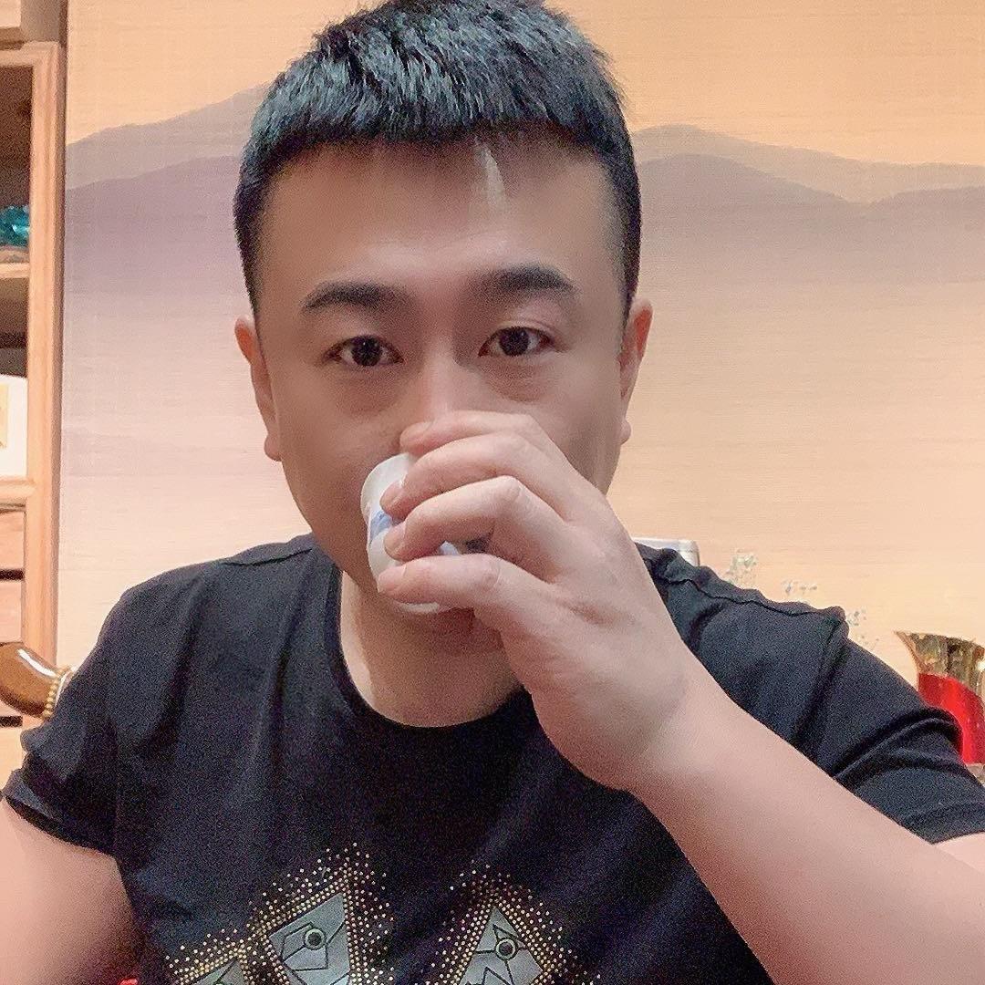 喜老师从前很帅