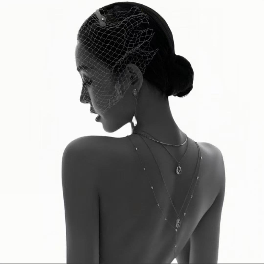 ㅤㅤㅤㅤ ㅤㅤㅤ懿.