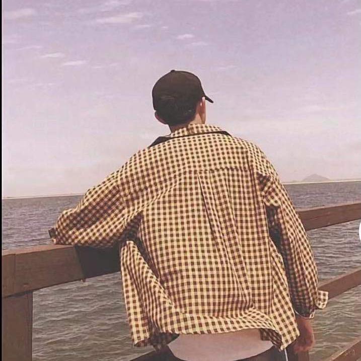🌴
