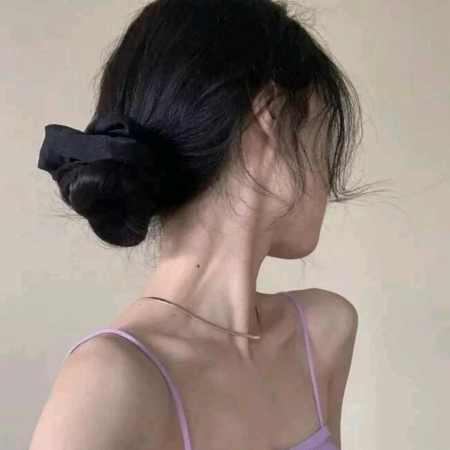 小曼.