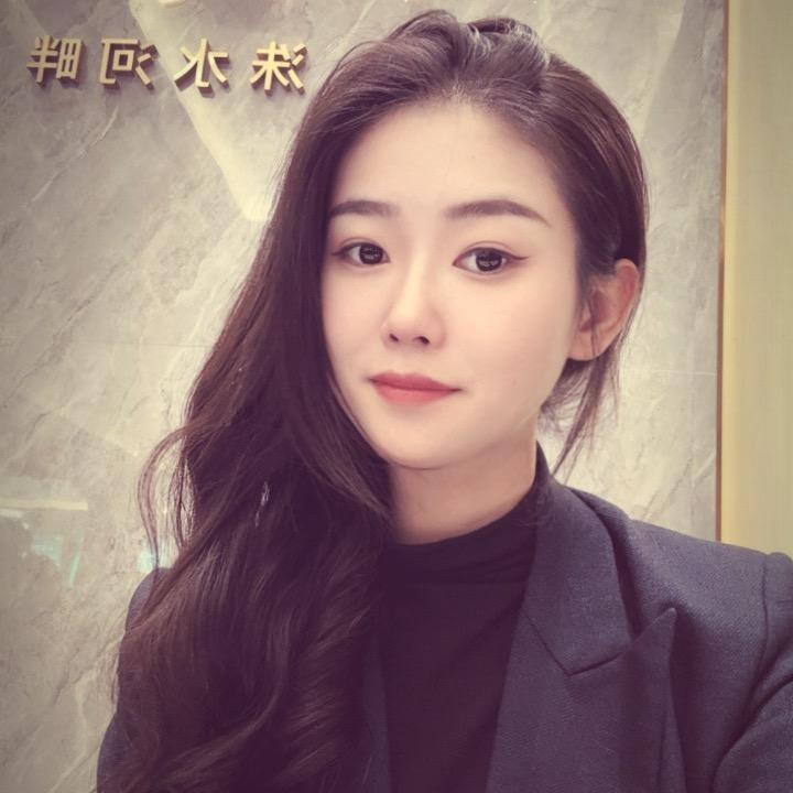 巨野甲第珑庭.张梦雪