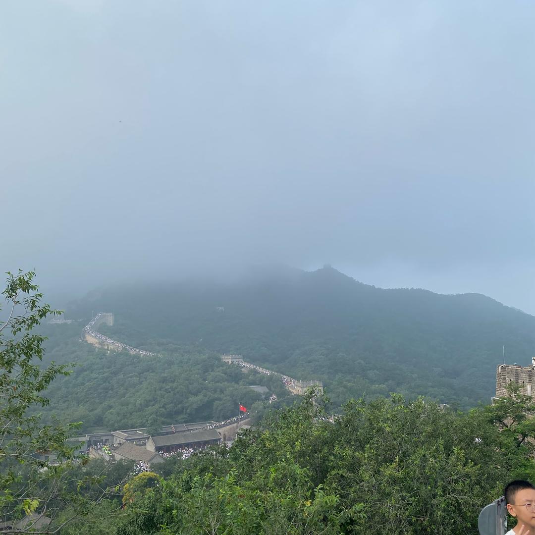 李华
